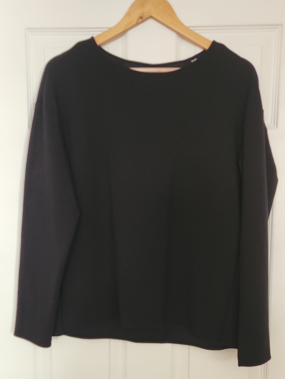 Uniqlo Lightweight Sweater Top Size Large